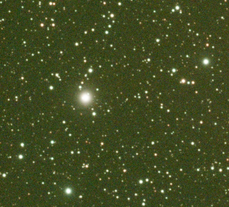 The same star field after Halo Swatter: the shifted glow is removed, the star stays round